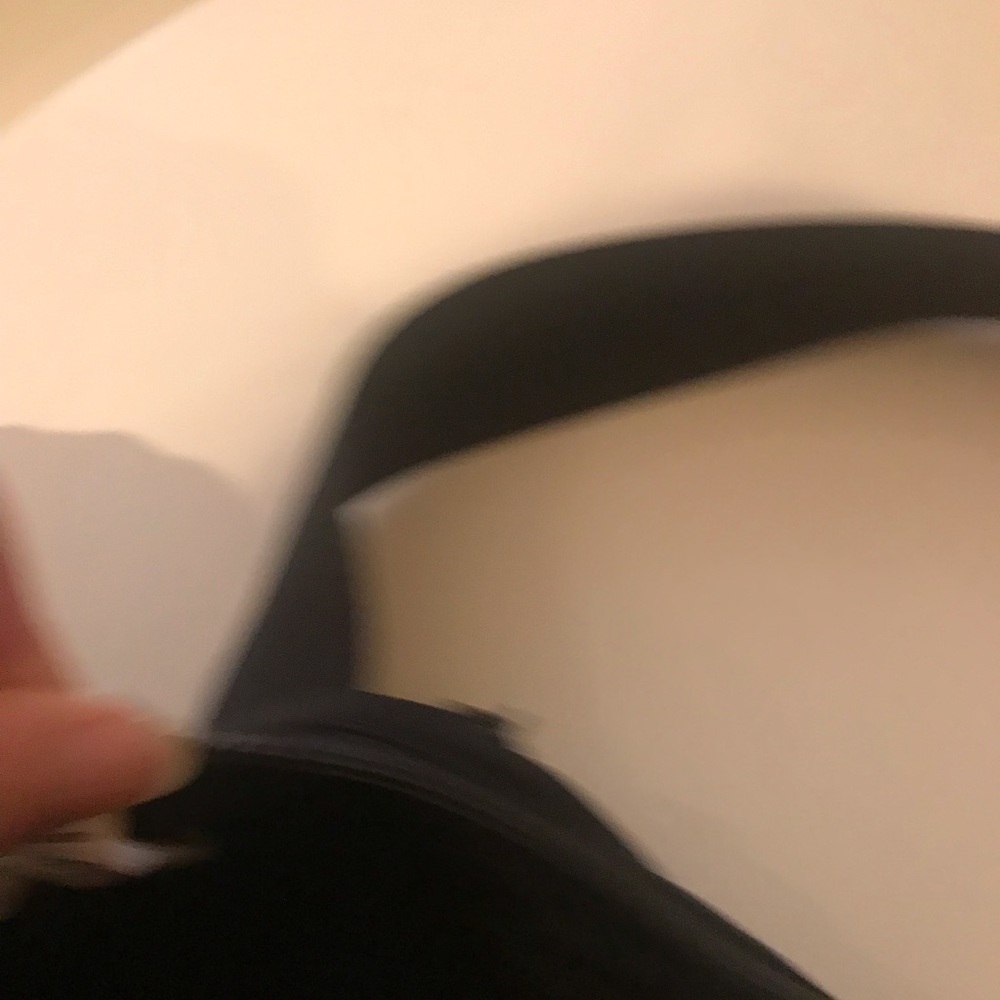 Lululemon Athletica Black Belt Bag with Adjustable Strap​​​ - Picture 5 of 6